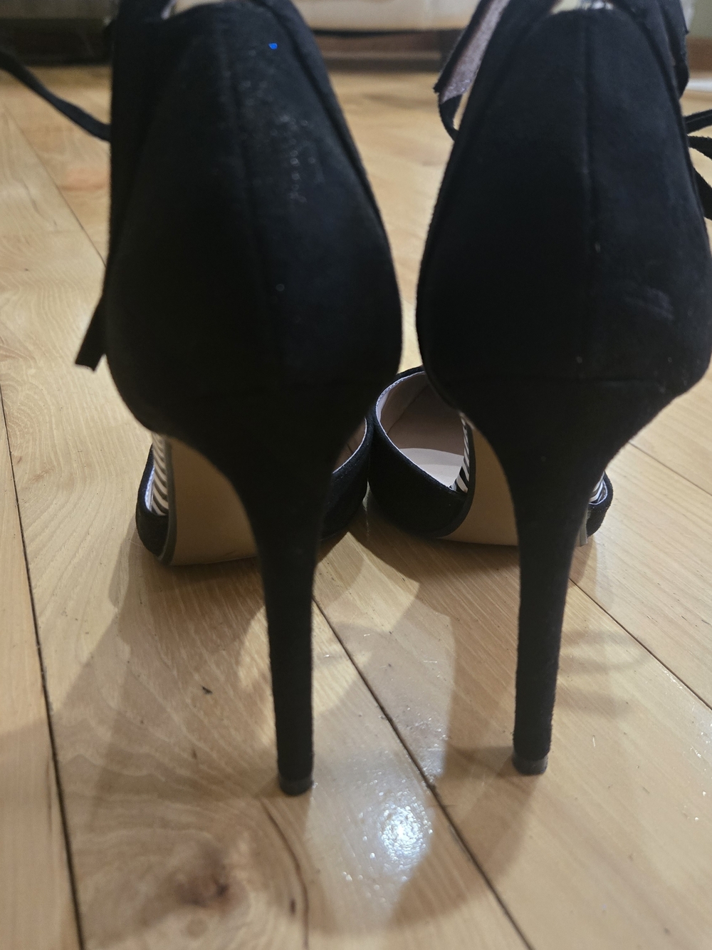 Betsey Johnson "Abbie" Floral Heels - Picture 8 of 10